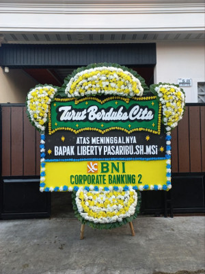 Papan Bunga Duka di Lito