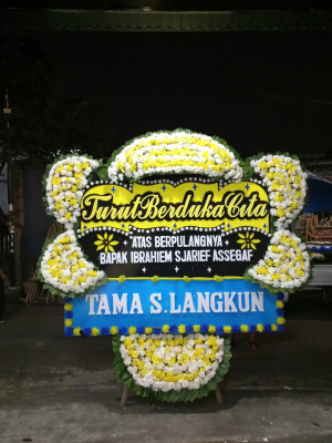 Papan Bunga Duka di Lito